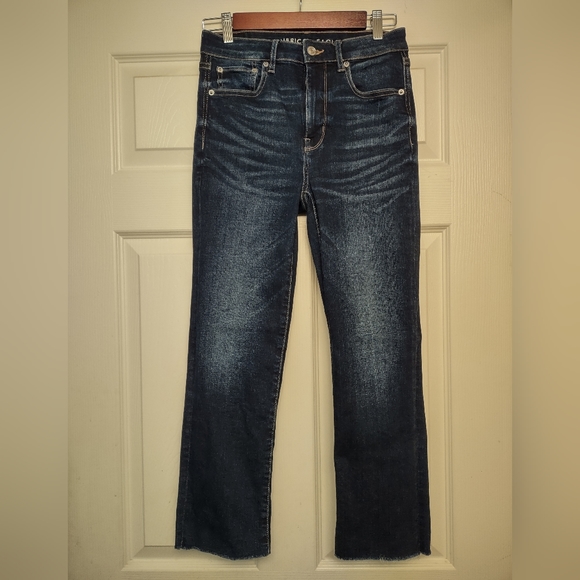 American Eagle slim straight crop Size 6 short Jean's - Picture 1 of 8